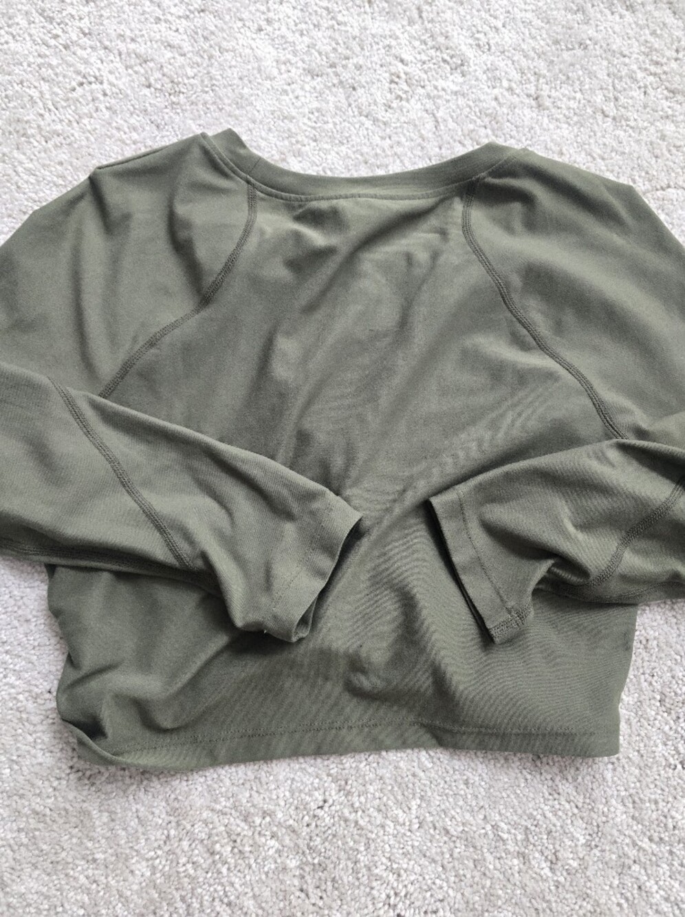 Alphalete Olive Green and Mauve Long Sleeve Crop Tops - Picture 3 of 8